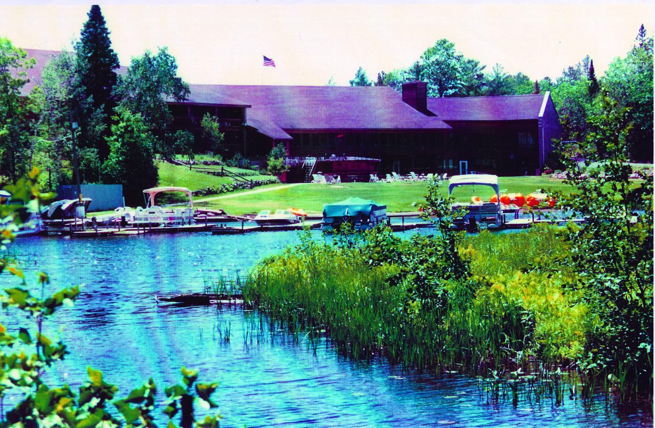 Lakewoods Resort & Golf Namekagon Exterior photo