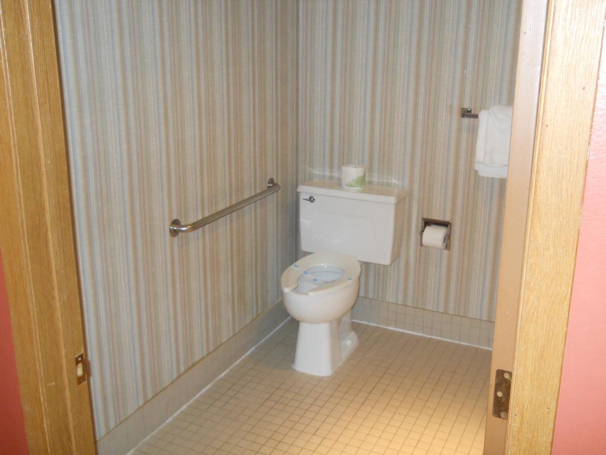 Lakewoods Resort & Golf Namekagon Room photo
